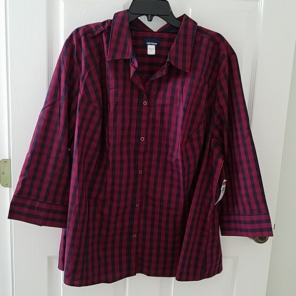 Basic Editions Tops - 😊 3 for $24😊 Shirt